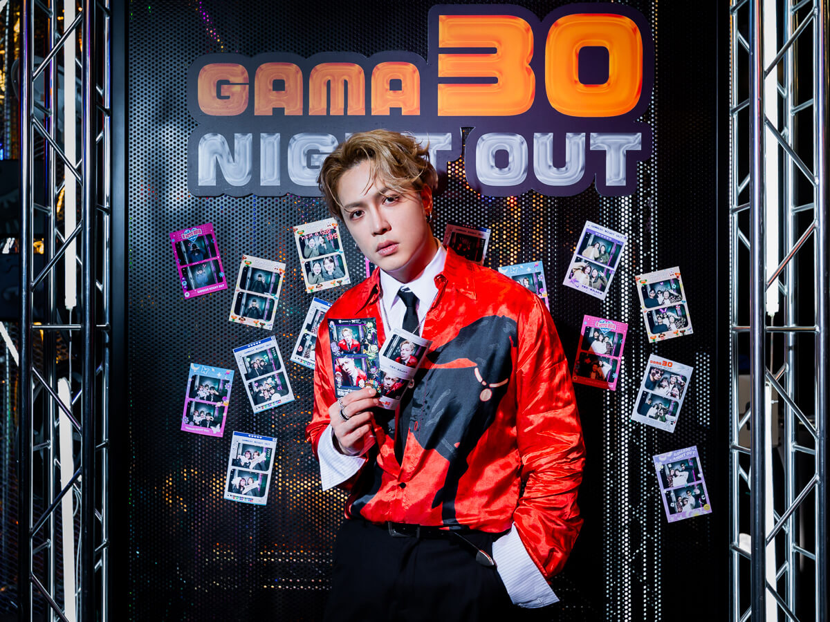 J.Sheon體驗GAMA飛炫拍貼機,以最愛遊戲「CSO絕對武力」與GAMA 30限定主題相框拍出潮流帥照